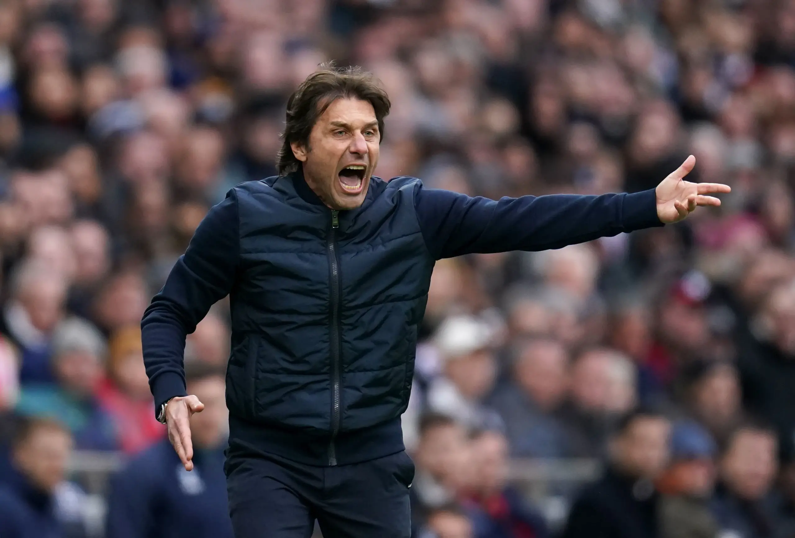 Antonio Conte tái xuất, trở thành HLV mới của Napoli