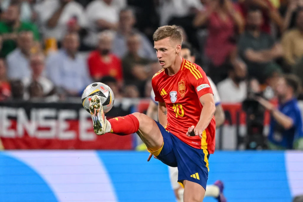 Dani Olmo - Lột xác ngoạn mục từ dự bị đến Vua phá lưới tại Euro 2024