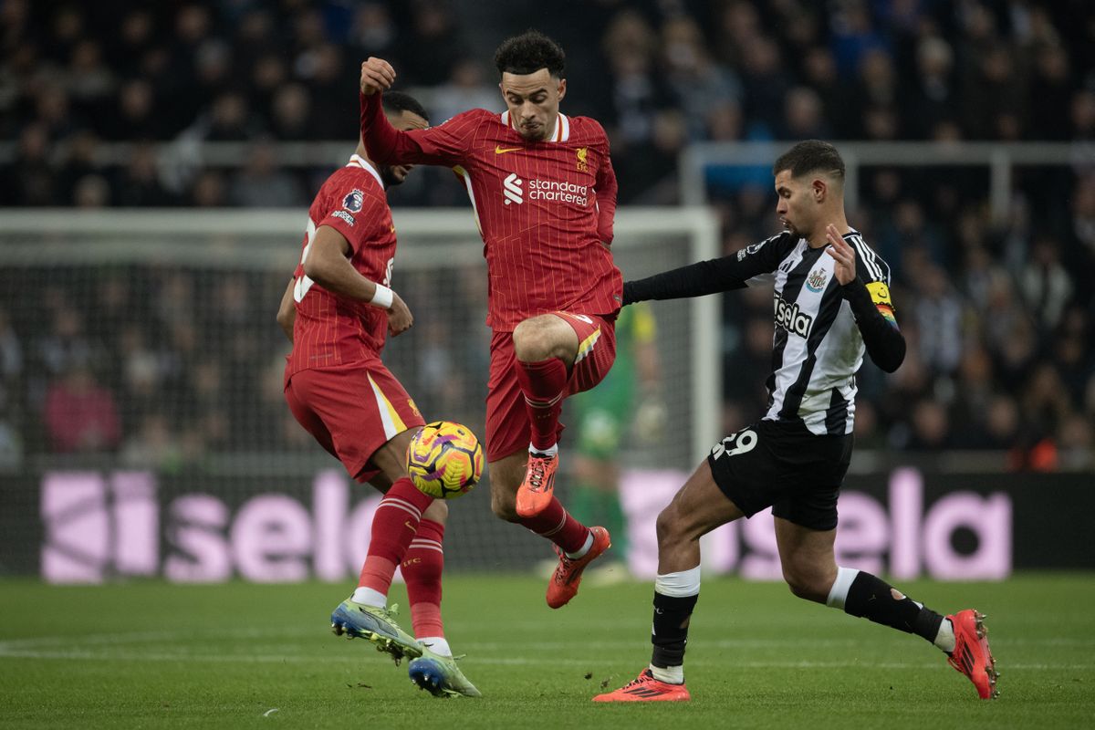 nhan dinh liverpool vs newcastle 23h30 ngay 16 03 carabao cup 3